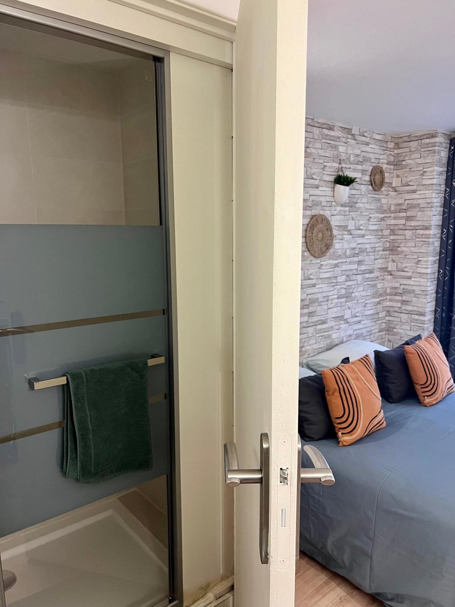 Casa Cloutiers #1, #2 & #3 - Jolis - Emplacement Ideal Hyper Centre Apartment Brive-la-Gaillarde